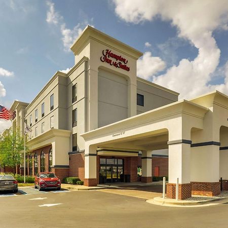 Hampton Inn & Suites Indianapolis-Airport Екстер'єр фото