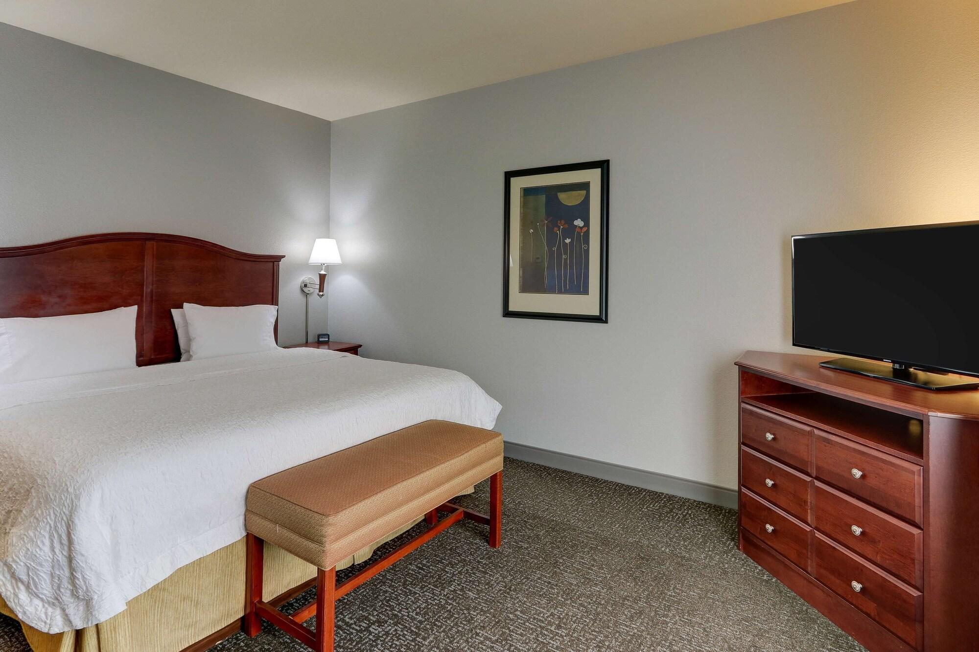 Hampton Inn & Suites Indianapolis-Airport Екстер'єр фото