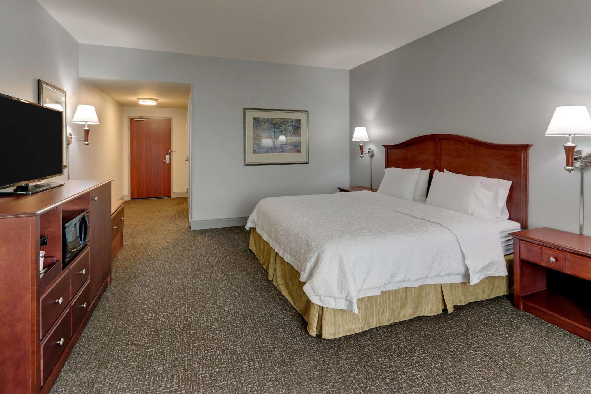 Hampton Inn & Suites Indianapolis-Airport Екстер'єр фото